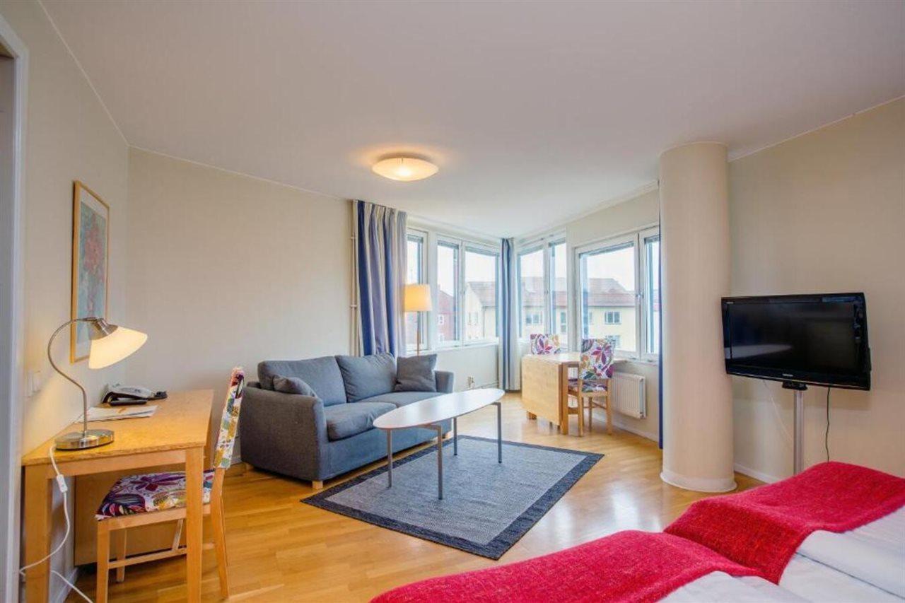 2Home Hotel Apartments Solna Extérieur photo