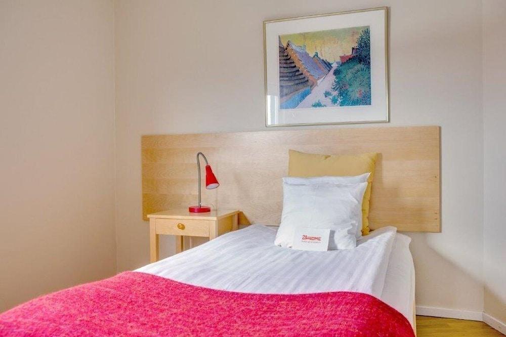 2Home Hotel Apartments Solna Extérieur photo