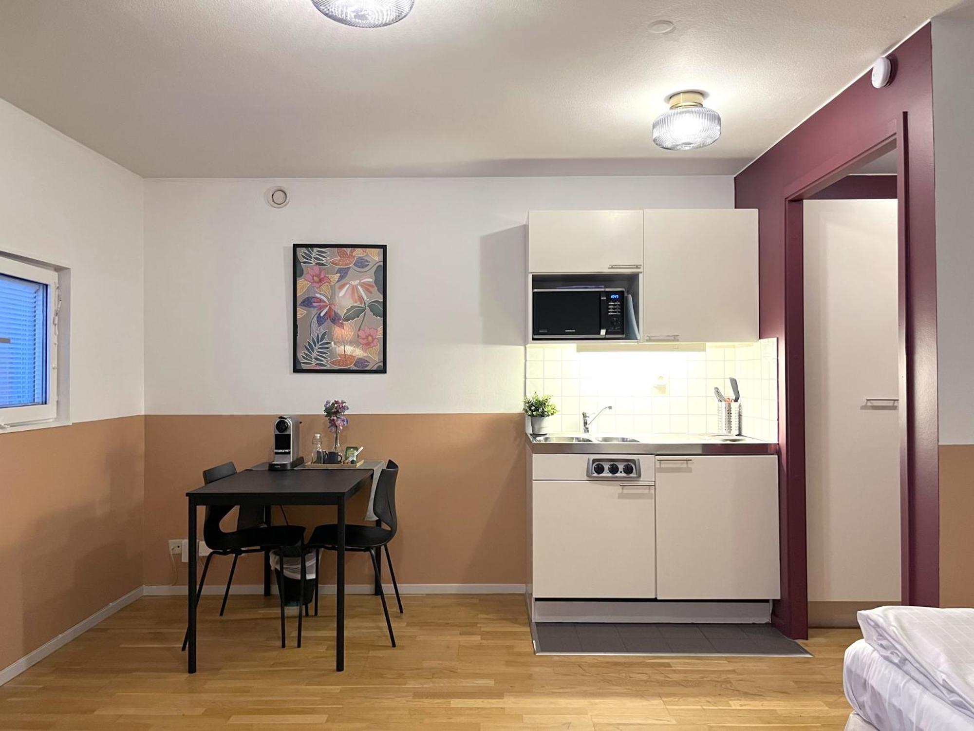 2Home Hotel Apartments Solna Extérieur photo