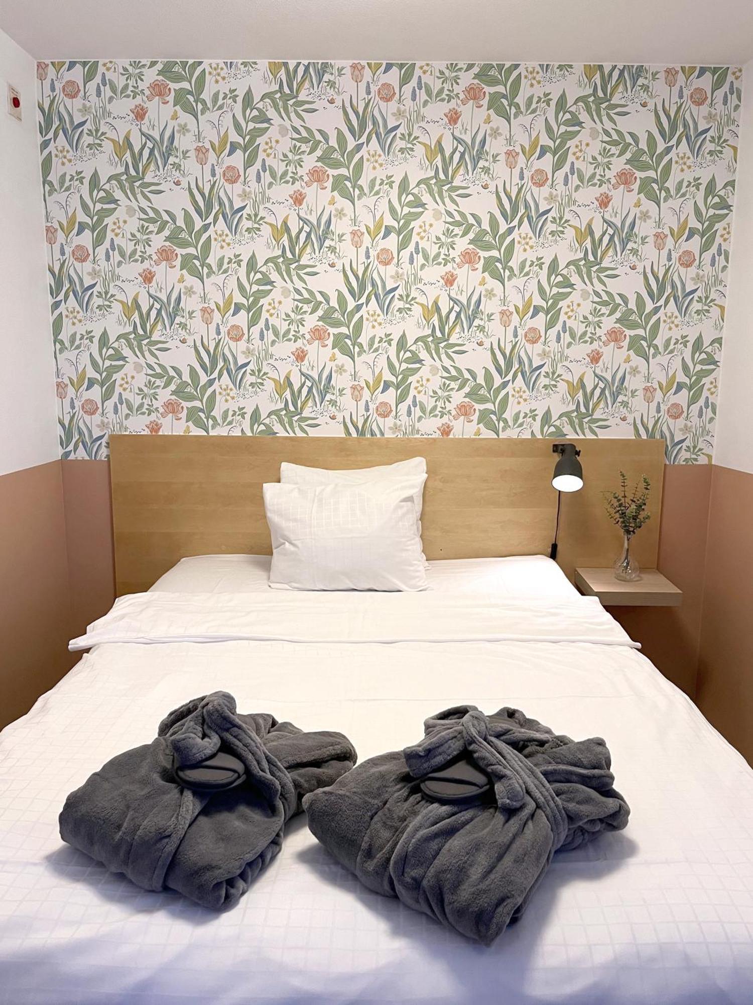 2Home Hotel Apartments Solna Extérieur photo